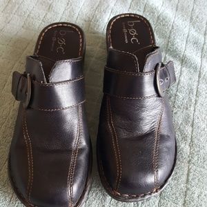 Born BOC Clogs, Slip Ons, Mules, Size 10